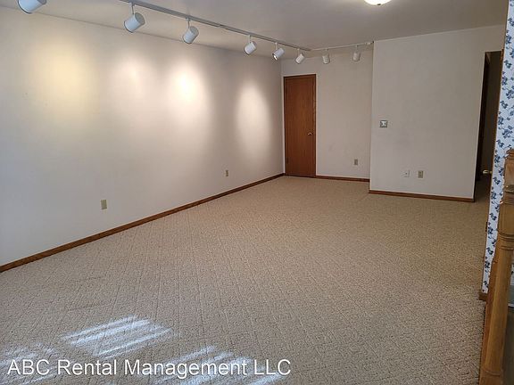 4th image of 463 Wyatt Ave