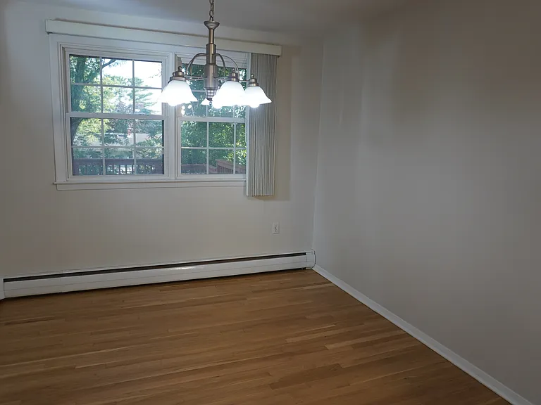 239 E Timonium Rd — Photo 6