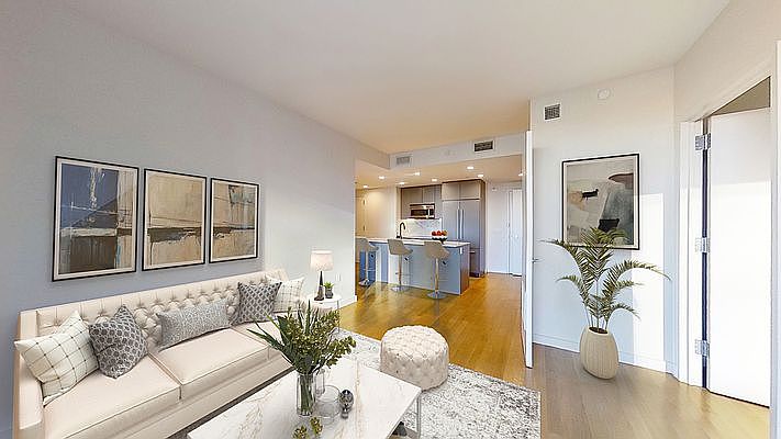 1st image of 515 E 86th St #1405