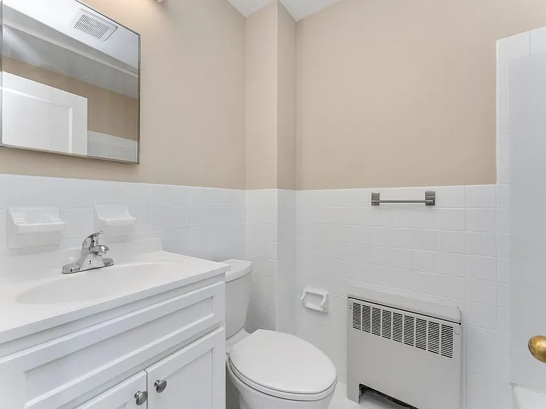 5346 Chew Ave - St. Teresa — Photo 20