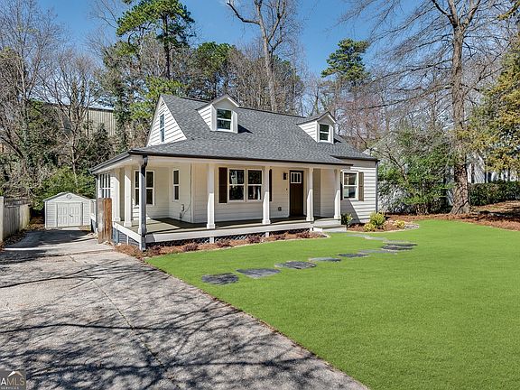 2nd image of 1861 Dyer Cir