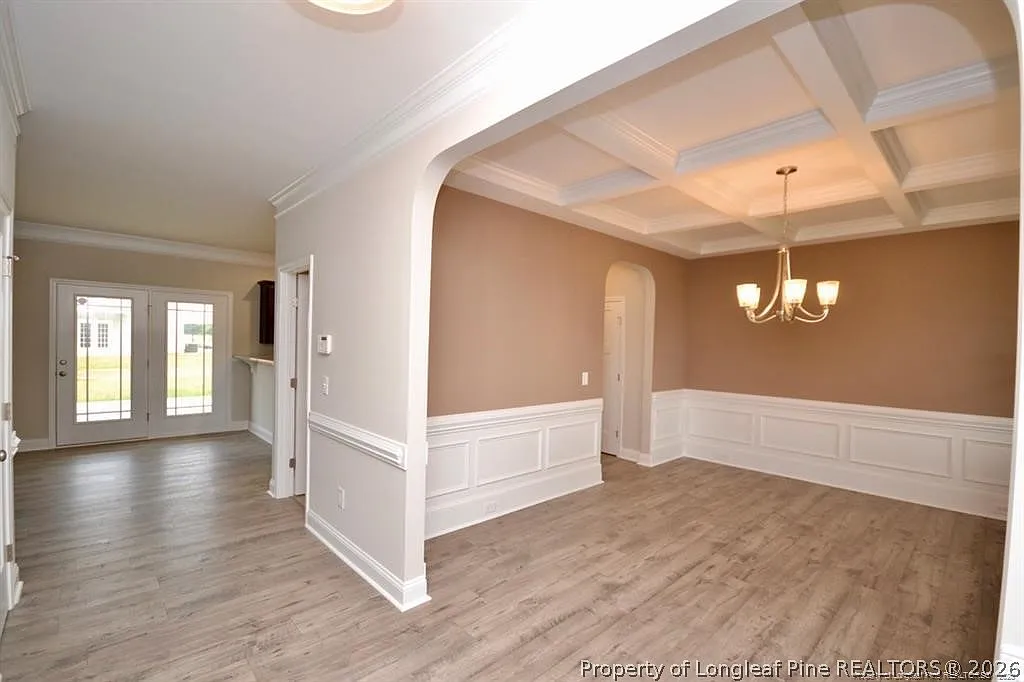 4 bed, 2.5 bath, 2302 sqft, $2,175 — Photo 4