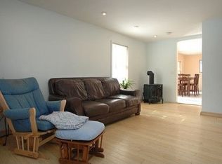 14 Uranus Rd, Rocky Point, NY 11778