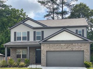 409 Lake Ridge Ln, Fairburn, GA 30213