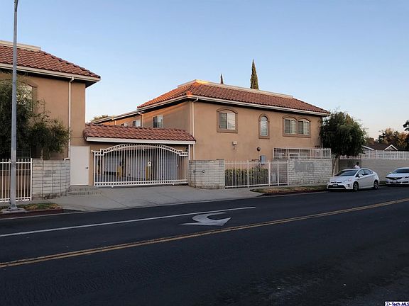 2nd image of 9058 Noble Ave APT 1