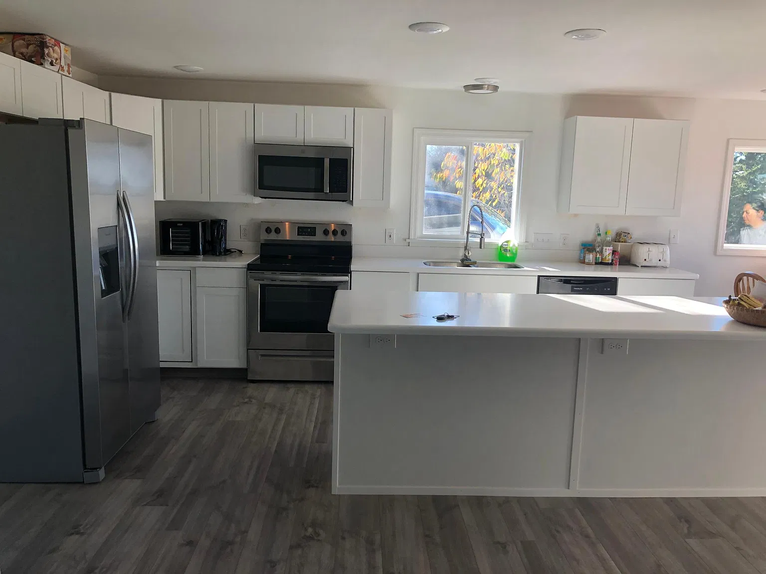 2 bed, 1200 sqft, $2,200 — Photo 1