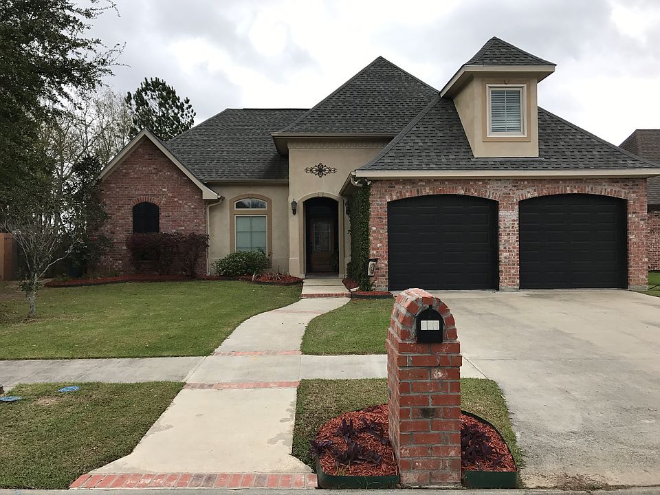 1st image of 101 Moss Brook Dr