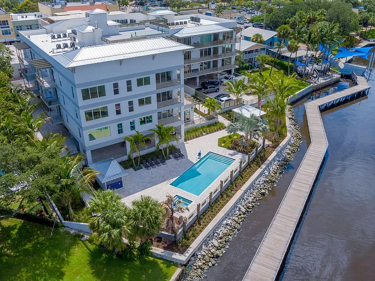41 SW Seminole St #305 — Photo 31