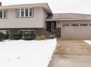 548 Home Ave, Itasca, IL 60143