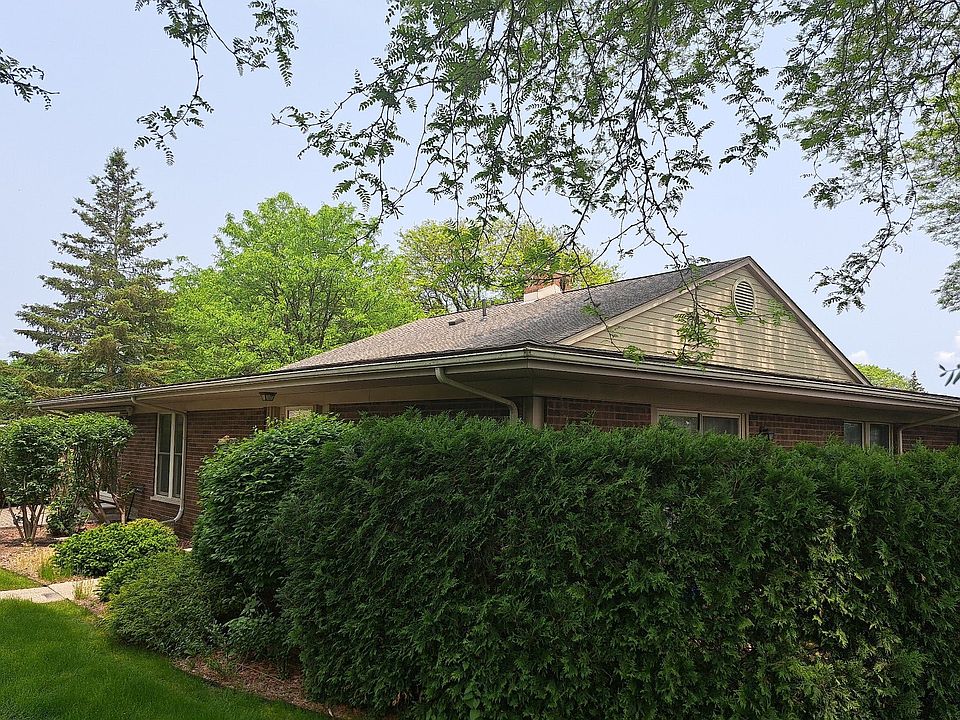 2nd image of 22307 Kinyon St #41
