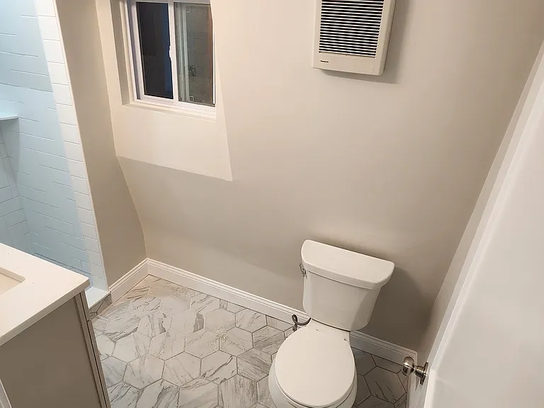 322 Brownell St #3W — Photo 9