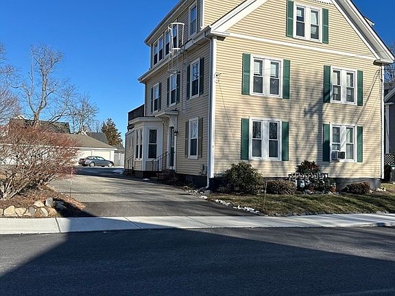 2nd image of 9 Allerton St #3