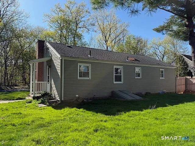 62 Brookdale Ave — Photo 3