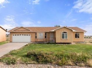 1042 S Honeysuckle Dr, Pueblo West, CO 81007