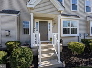 25 Granite Ln, Chester Springs, PA 19425