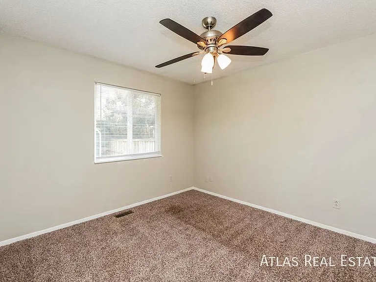 7145 Red Cloud St — Photo 8
