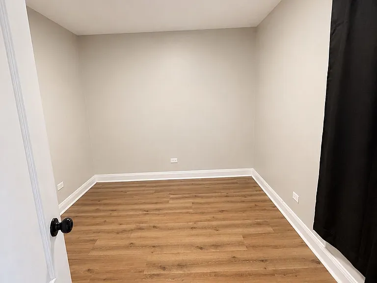 81 Curtis St #4 — Photo 3