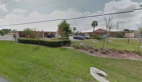 4th image of 18138 Luscar Ave