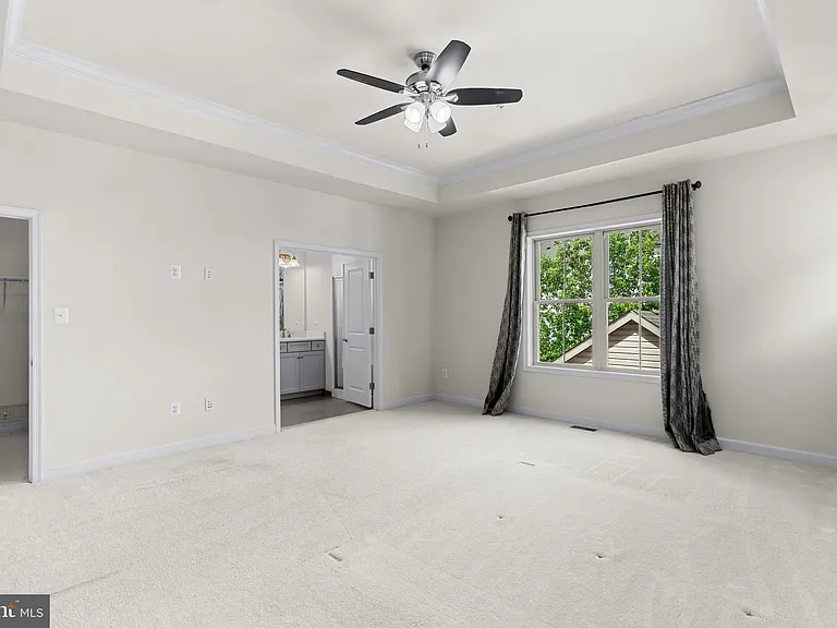 22237 Fulmer Ave — Photo 10