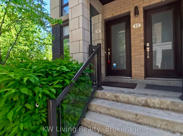 11 Eldora Ave #11, Toronto, ON M2M 0B5