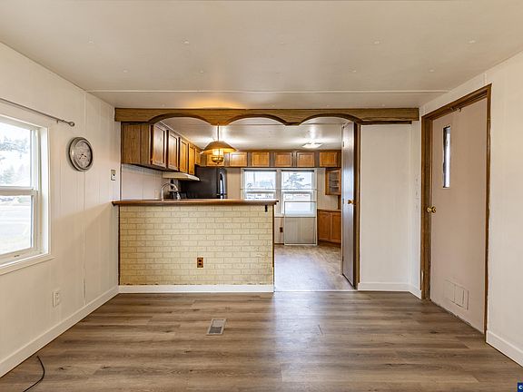 3rd image of 1010 Geary St SE Unit 1