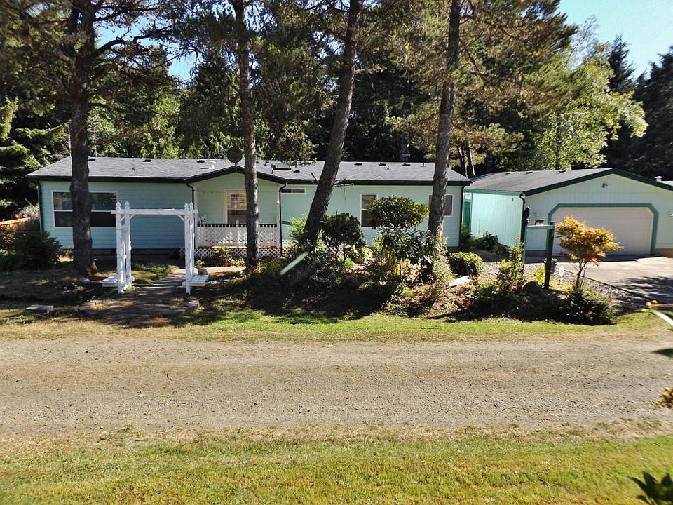 1st image of 1155 NW Tawn Mar Dr