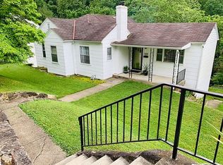 1209 Larchwood Rd, Charleston, WV 25314