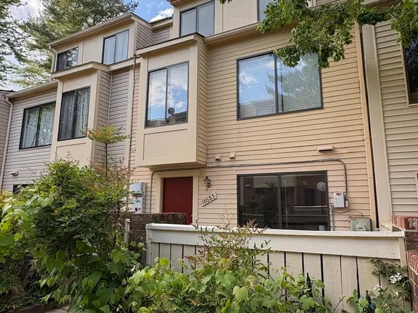 18685 Nathans Pl, Montgomery Village, MD 20886