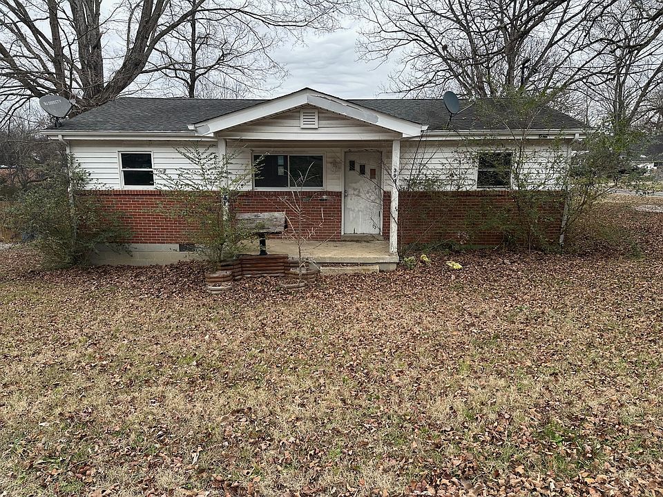 1st image of 394 Moores Cir