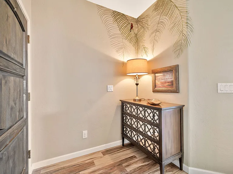 2519 W Myopia Dr — Photo 8
