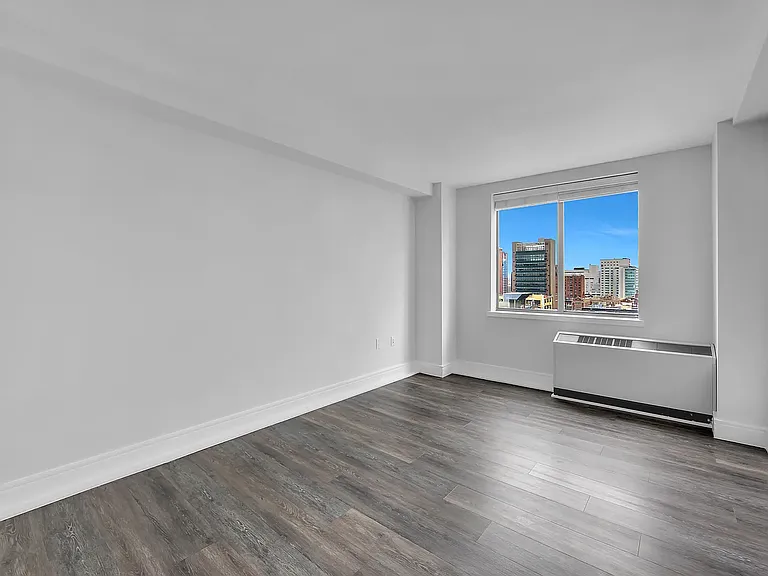 354 E 91st St #1401 — Photo 7