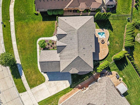 4th image of 19060 Bedford Dr #34