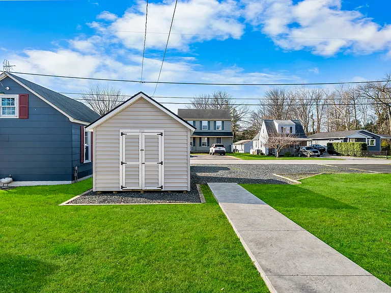 7214 Greenbank Rd — Photo 57