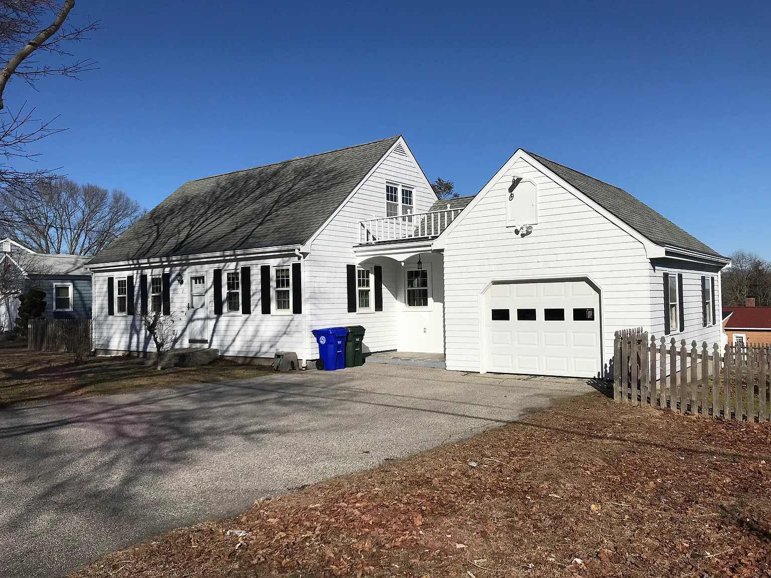 3 bed, 1900 sqft, $3,000 — Photo 1