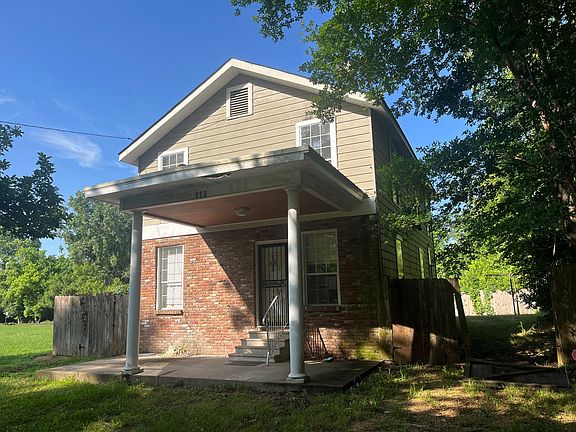 2nd image of 108 Natchez St