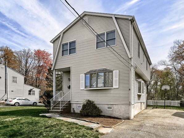 8 Lyman Ave