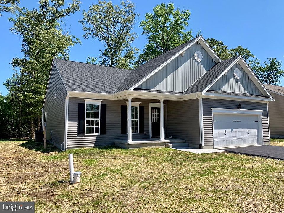 1st image of 19105 Carey Ln