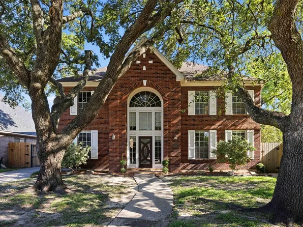 4712 Broadmoor Dr, League City, TX 77573
