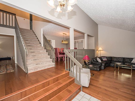 2nd image of 113 Northwood Dr