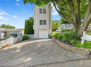 56 Soundview Ave, Milford, CT 06460