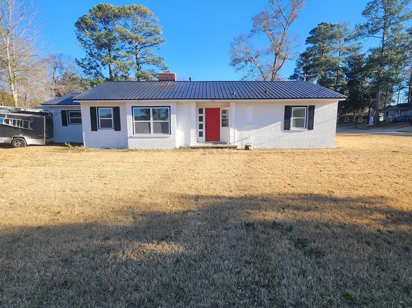 1307 Frederick Rd, Opelika, AL 36801
