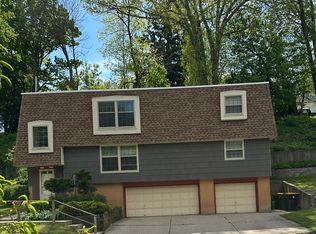 1331 Martha Washington Dr, Wauwatosa, WI 53213
