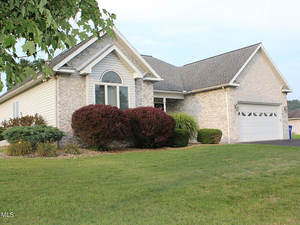 1st image of 154 Parkview Dr