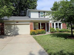 819 Kickshaw Dr, Saint Charles, MO 63304