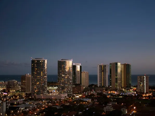 1221 Victoria St, Honolulu, HI