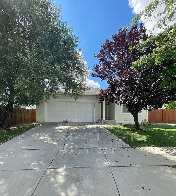 4 bed, 2.0 bath, 1675 sqft, $2,550 — Photo 1