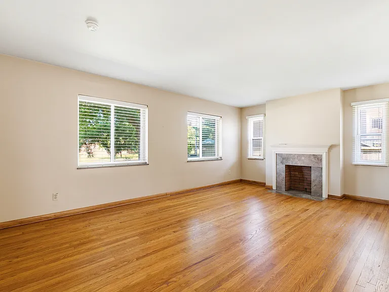 Living / family room.