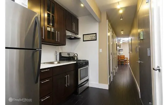 Rented by Douglas Elliman | media 28