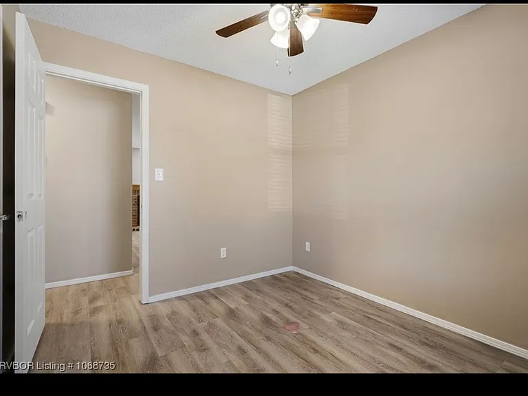 2406 Linda Ct — Photo 13