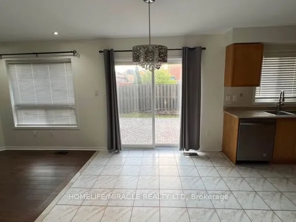 97 Crown Victoria Dr, Brampton, ON L7A 3X6